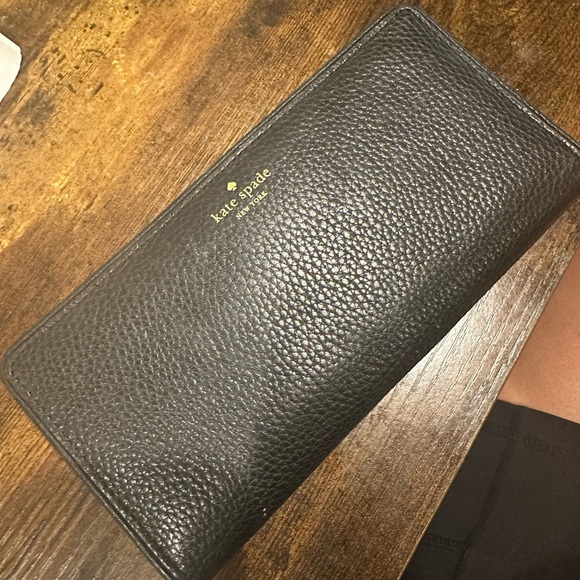 Kate Spade Wallet - Picture 4 of 10